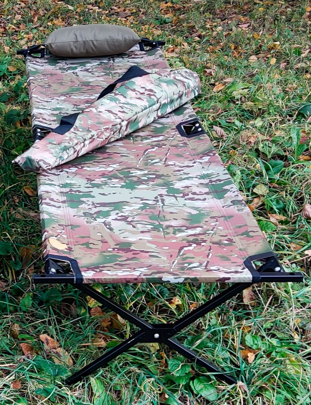 Folding beds (camp beds) with steel frames